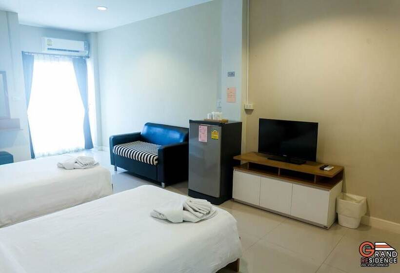 호텔 The Grand Residence