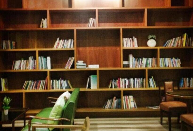 منتجع Med Room Korat