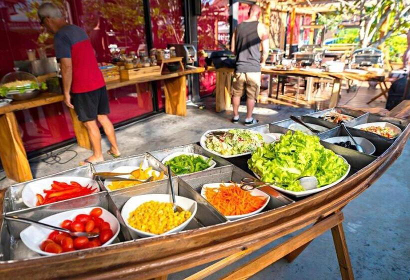 منتجع The Privilege Hotel Ezra Beach Villas