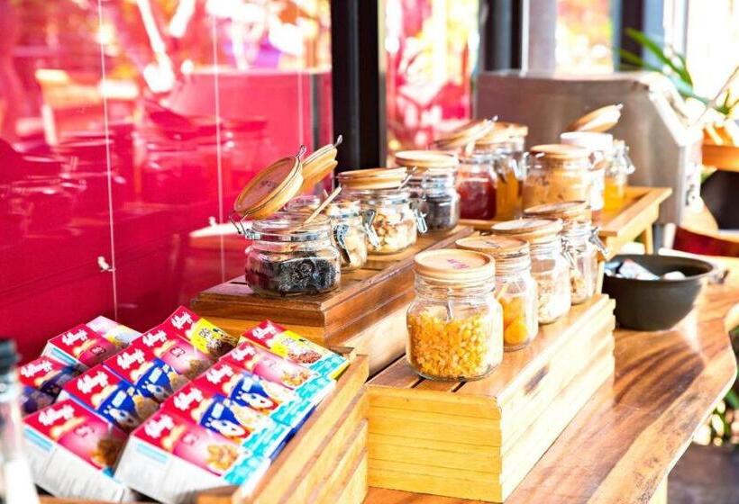 منتجع The Privilege Hotel Ezra Beach Villas