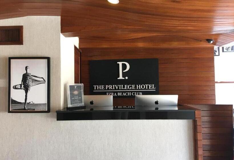 منتجع The Privilege Hotel Ezra Beach Villas