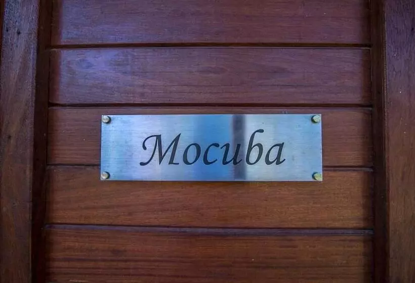 Hotelli Ossanzaia Bilene Lodge