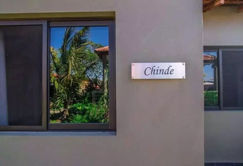 Hotelli Ossanzaia Bilene Lodge