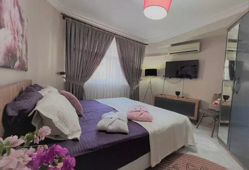 Aamiaismajoitus (B&B) Art Pansiyon Belek