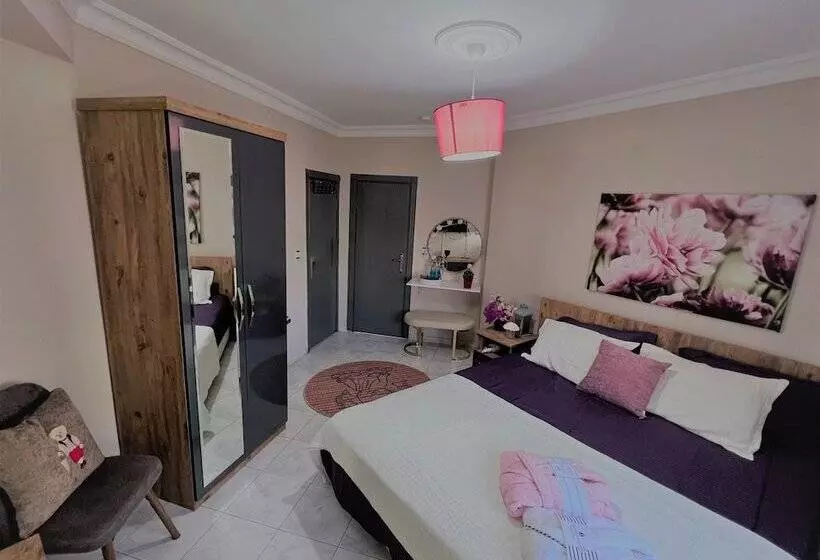 Aamiaismajoitus (B&B) Art Pansiyon Belek