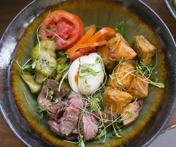 هتل Aventura Studios Pool And Beach Club