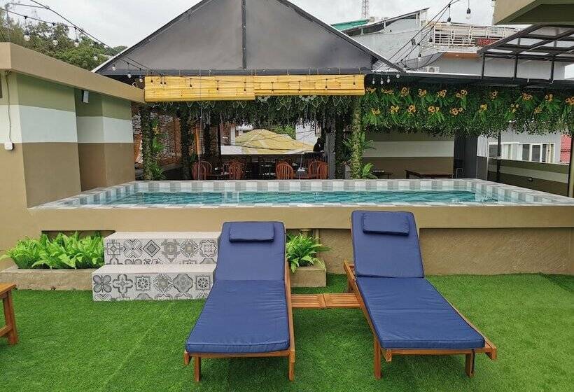 Bed and Breakfast Flamingo Avia Labuan Bajo