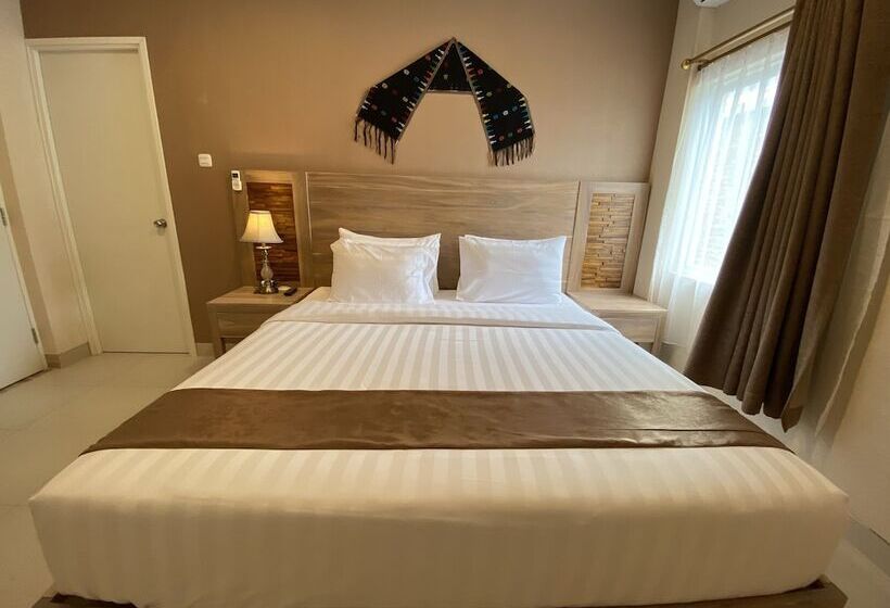 Bed and Breakfast Flamingo Avia Labuan Bajo