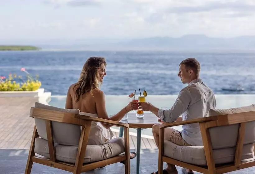 ホテル Pramana Natura Nusa Penida