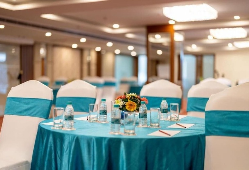 Hotel Cygnett Inn Paras