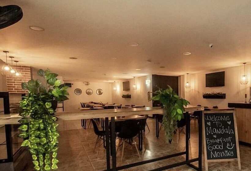 Отель Mandala Centro Medellín