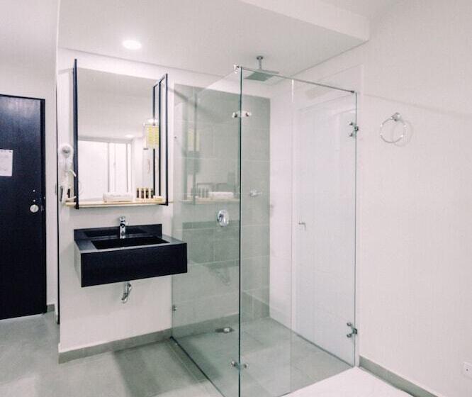 Отель Mandala Centro Medellín