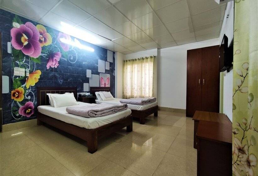 هتل Pushpo Bilash