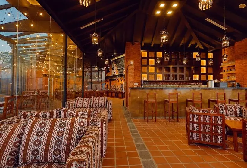 هتل Soaltee Westend Resort Nagarkot