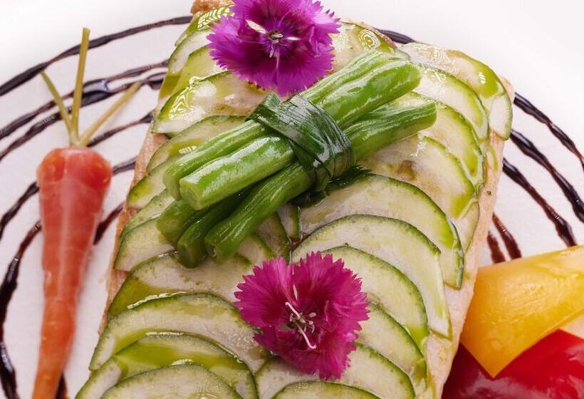 هتل Soaltee Westend Resort Nagarkot