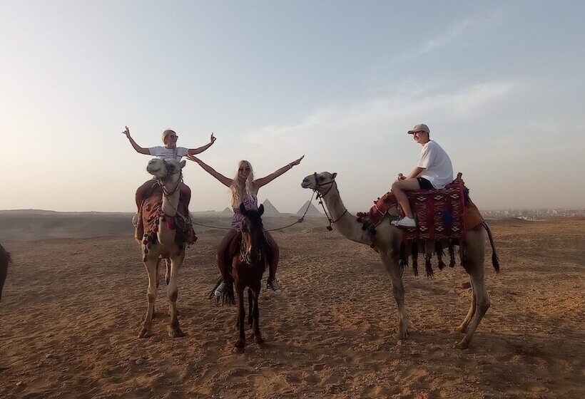 هتل Heru Pyramids View