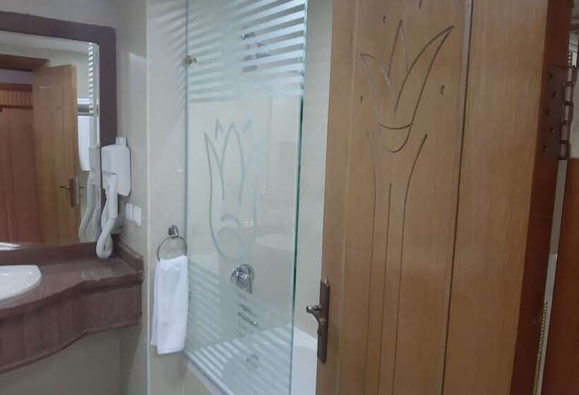 هتل Heru Pyramids View