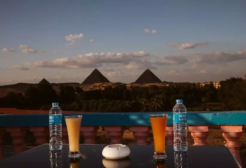 هتل Heru Pyramids View