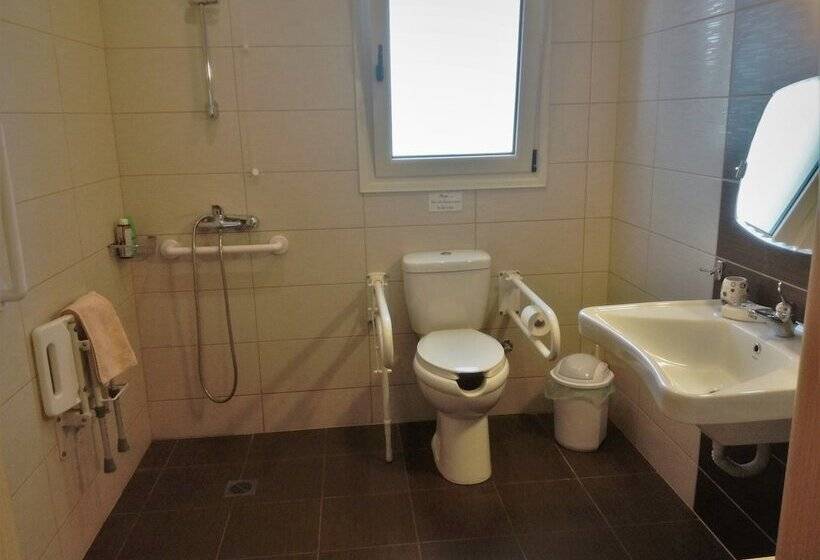 Aksos Suites Accessible Accommodation