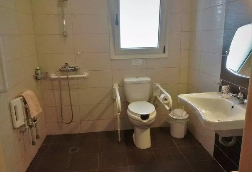 Aksos Suites Accessible Accommodation