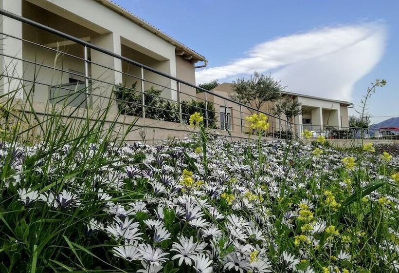 Aksos Suites Accessible Accommodation