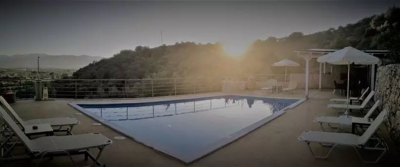 Aksos Suites Accessible Accommodation