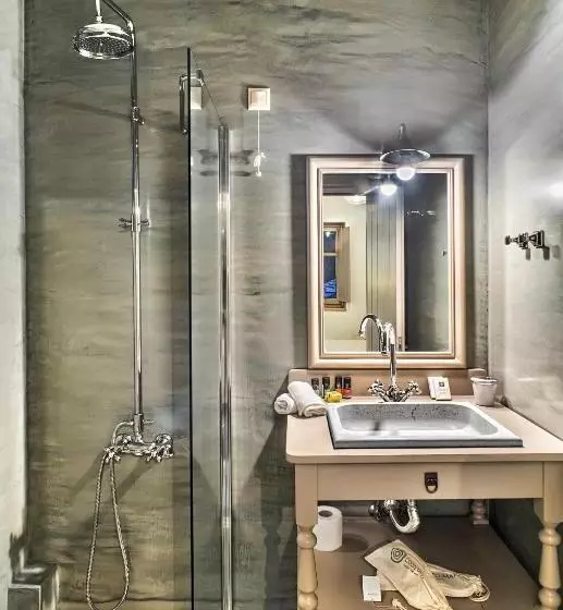 Haones Suites