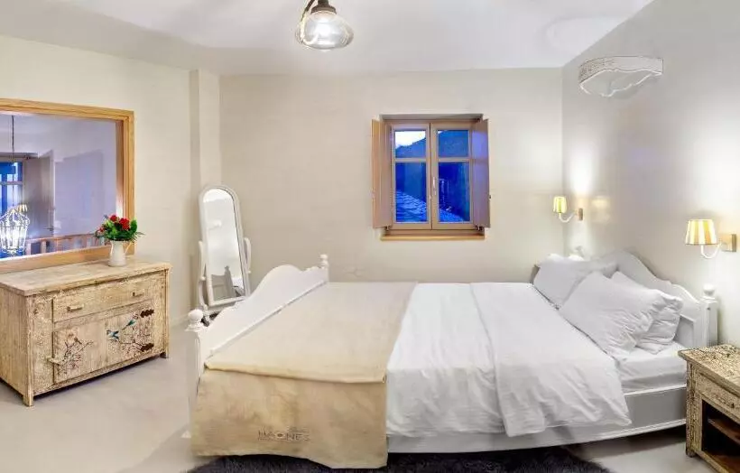 Haones Suites
