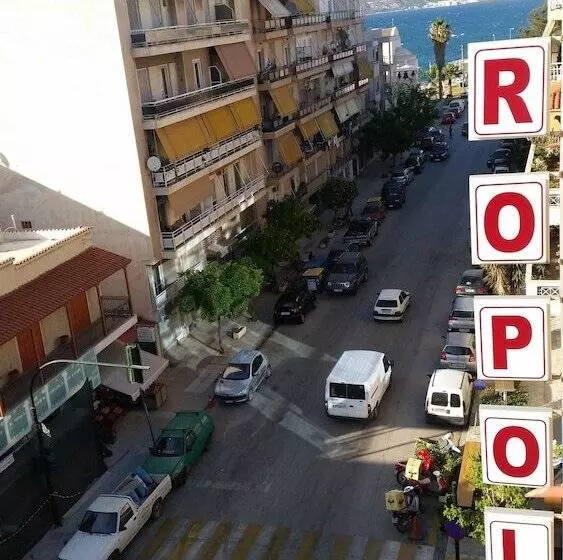 ホテル Acropolis
