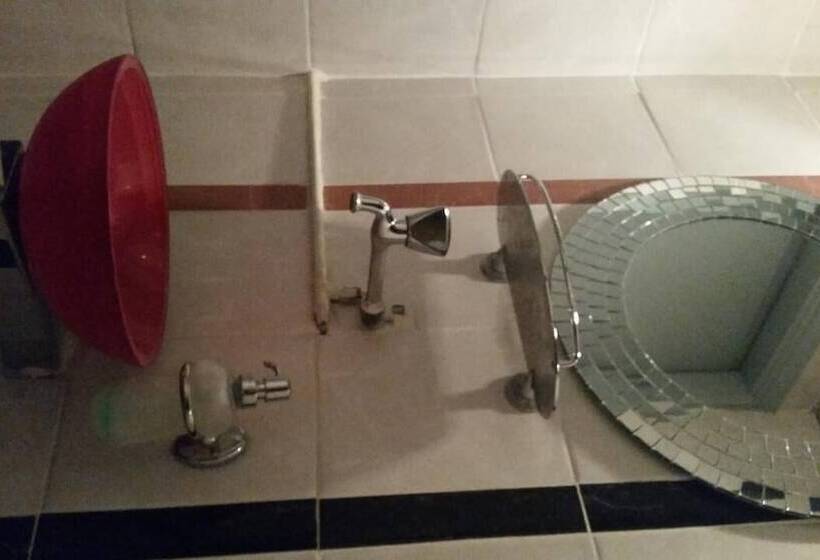 Отель Acropolis