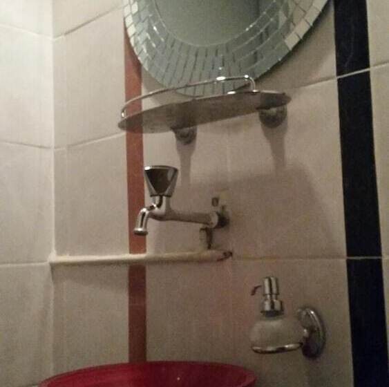 Отель Acropolis