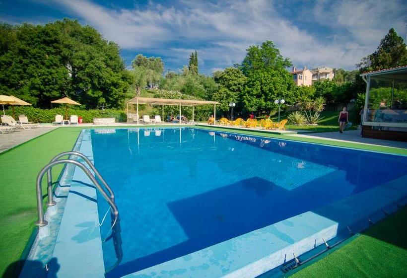 ホテル Margarita Apart