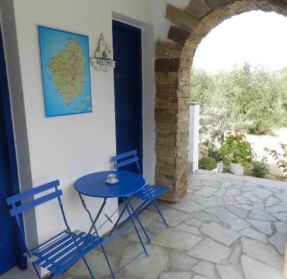 Hotel Karabatsis Studios