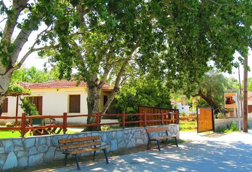 Hotel Pandora Studios