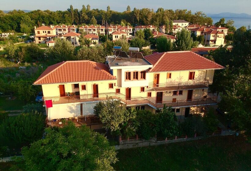 Hotel Pandora Studios