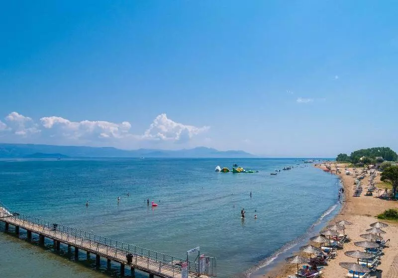 Hotel Paralia Studios