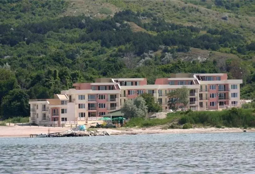 Hotelli Sea Paradise Complex