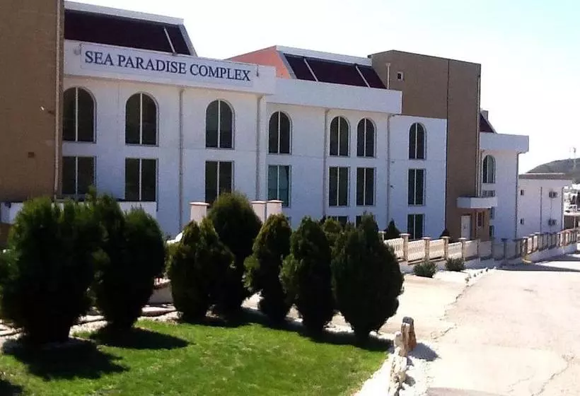 Hotelli Sea Paradise Complex