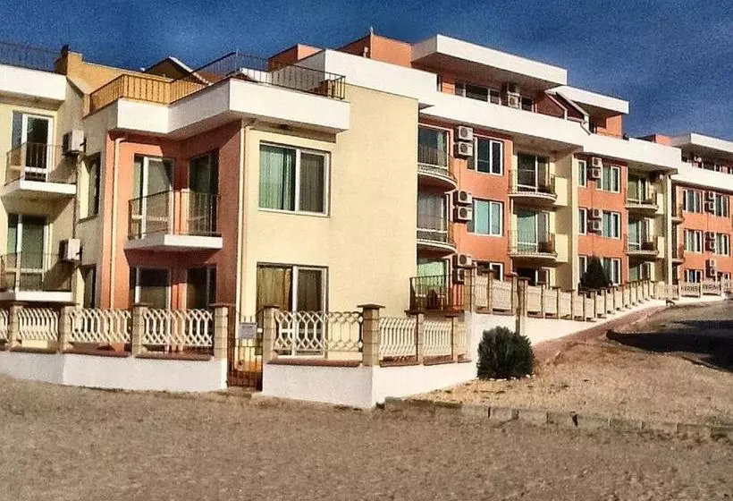 Hotelli Sea Paradise Complex
