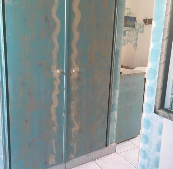 Kostas Rooms & Apartments