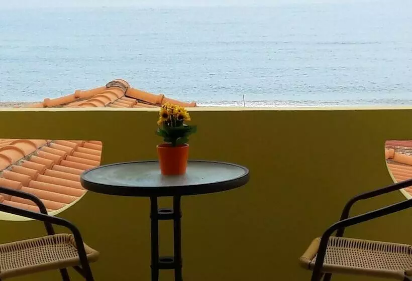 Orange Fodele