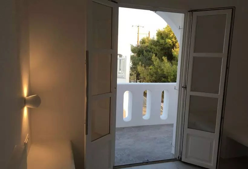 پانسیون Aktio Studios