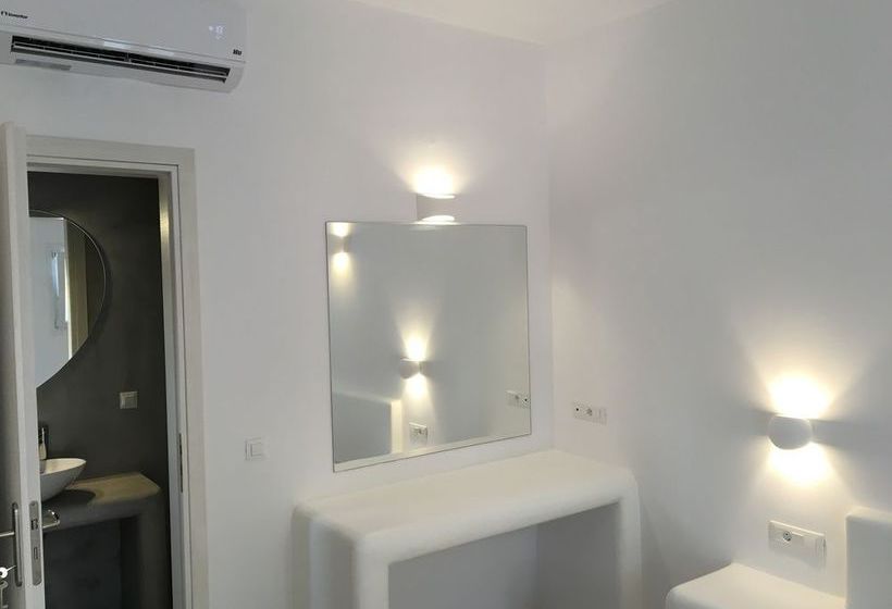 Pensió Aktio Studios