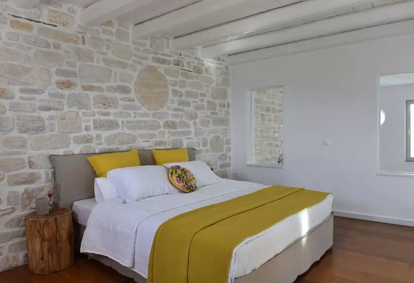 Villa Aethra