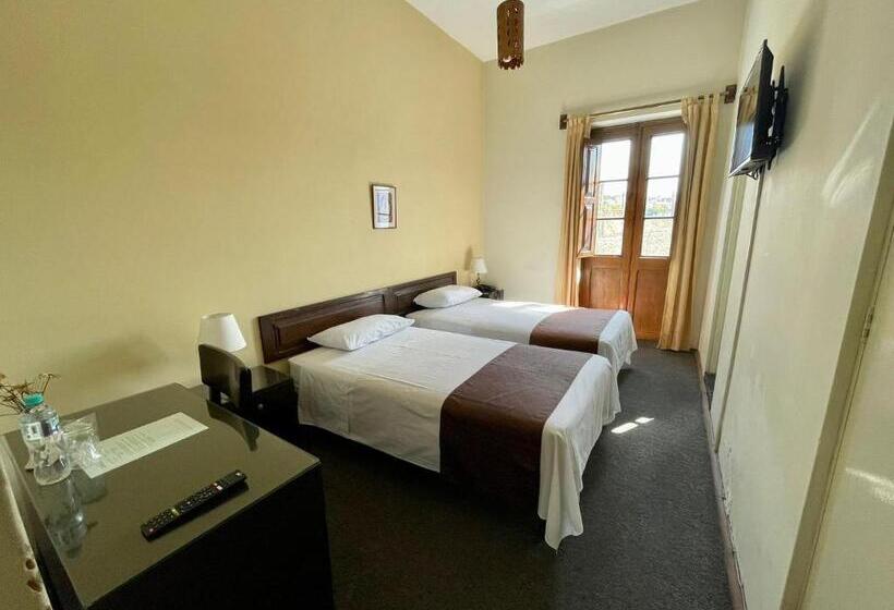 Las Mercedes Hostal Residencial