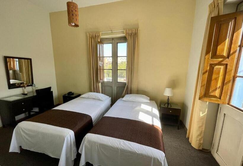 Las Mercedes Hostal Residencial