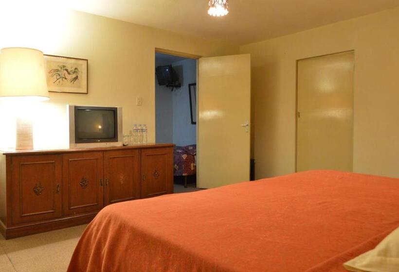 Las Mercedes Hostal Residencial