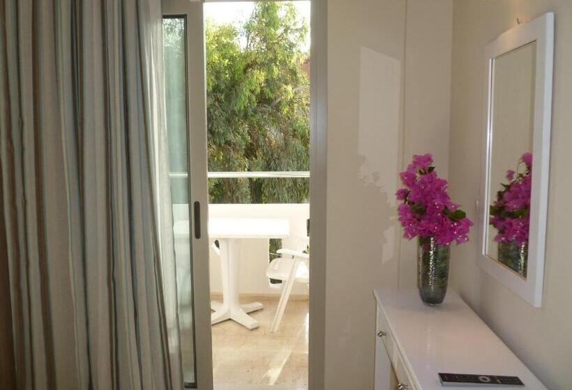 בית מלון כפרי Costas & Chrysoula