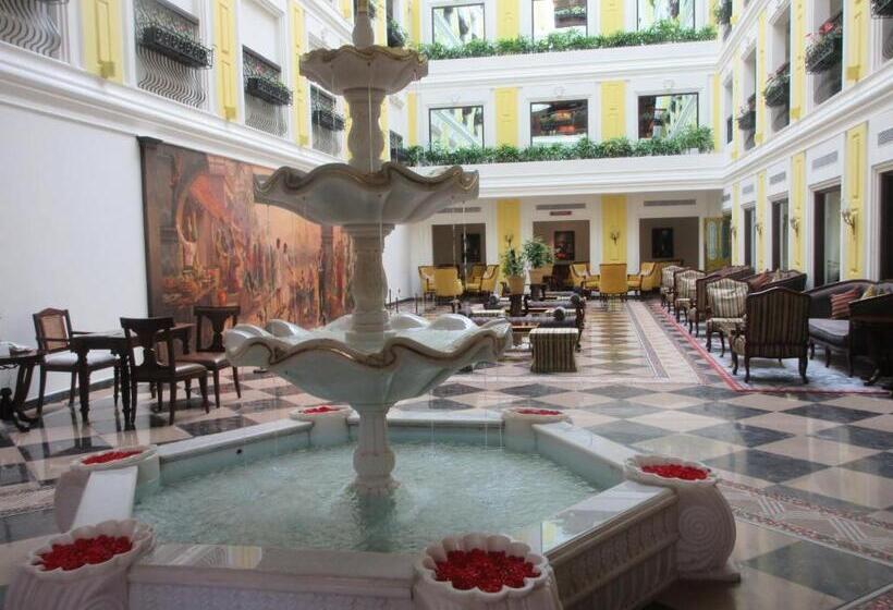 Hotel Fragrant Nature Kochi A Five Star Classified