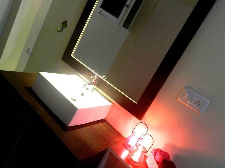 בית מלון כפרי Havelia Island Resort